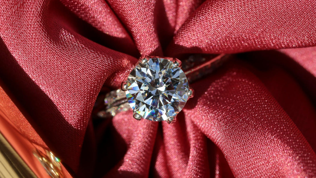 The Sparkling Trend: Moissanite Jewelry in 2024