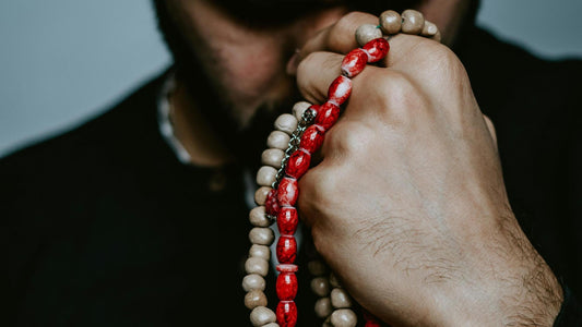 Elevate Your Style: When & How to Rock Beaded Necklaces for Men