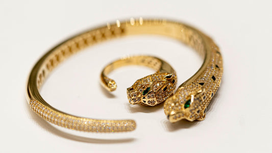 When Did Gold Jewelry Take Center Stage in Fashion? A Timeless Trend