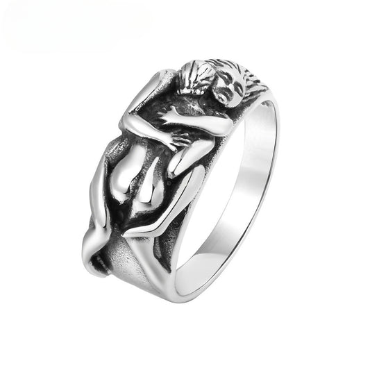 European and American Vintage Titanium Steel Embrace Love Rings