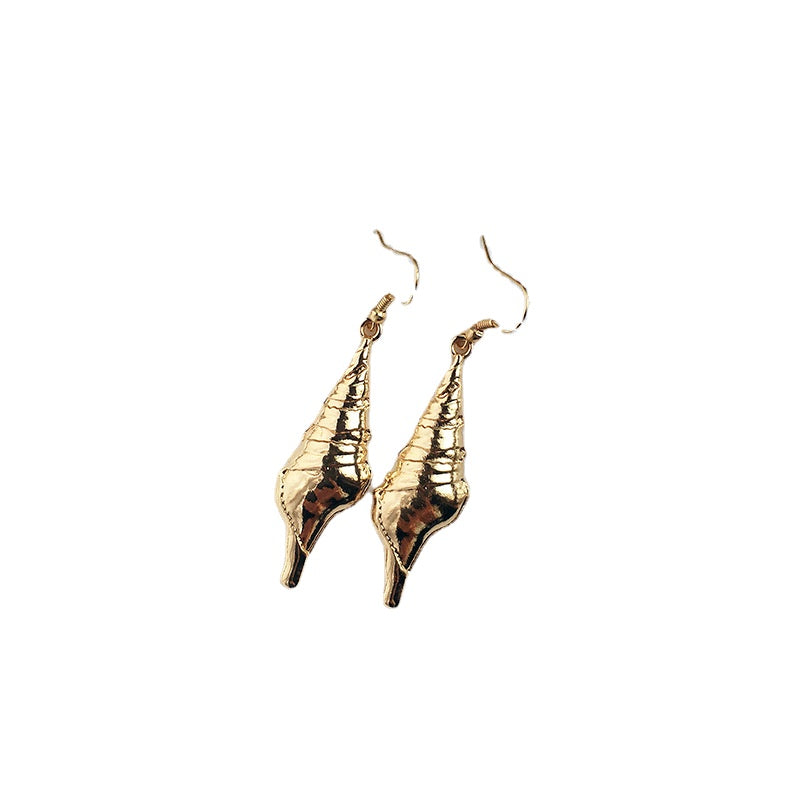 Seaside Vacation Chic Shell Conch Earrings - Vienna Verve Collection