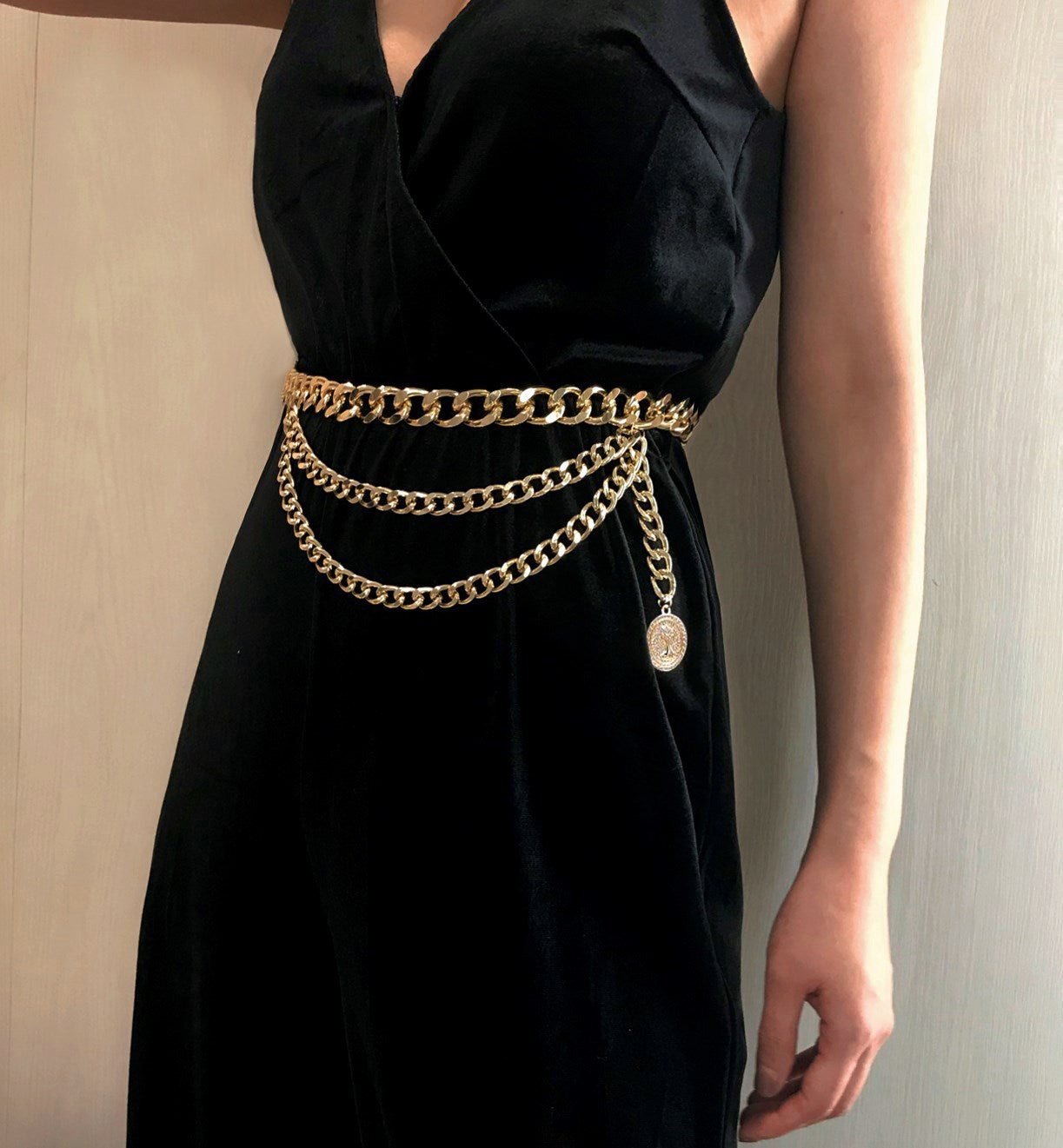 Stylish Multi-layer Body Chain for Women with Vintage Oversized Design