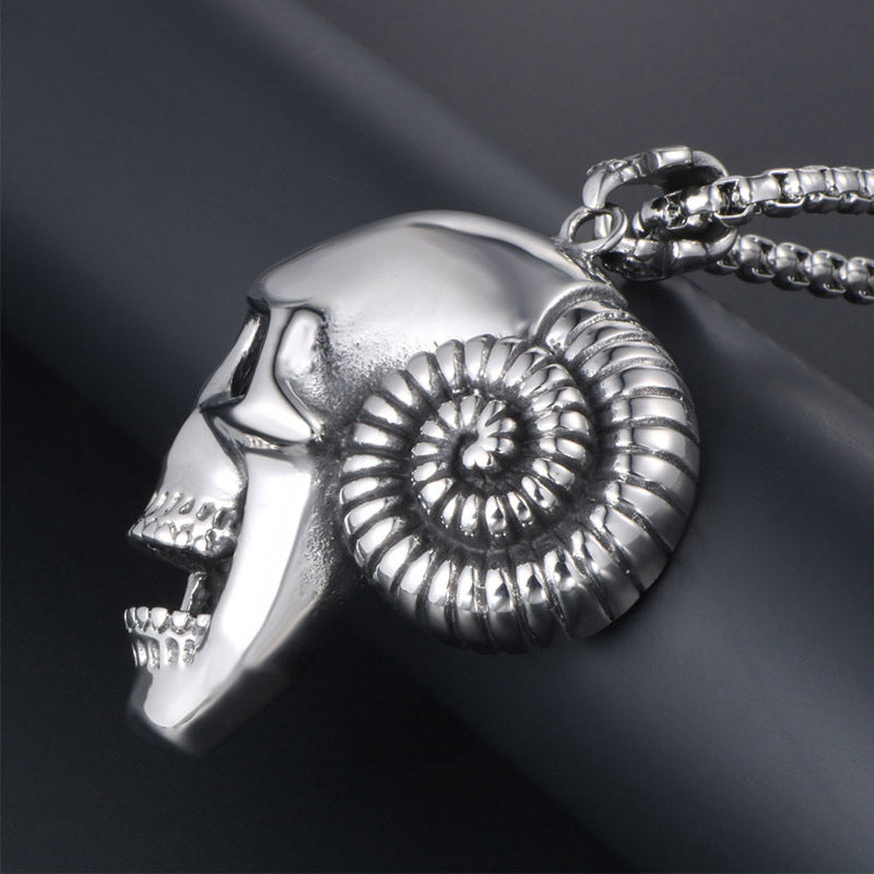 Vintage Skull Horn Pendant Necklace for Men - Custom Titanium Steel Accessory