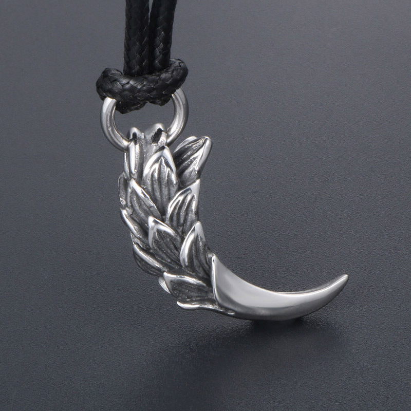 Bold Dragon Scale Tiger Tooth Titanium Steel Pendant Necklace for Trendy Men and Women