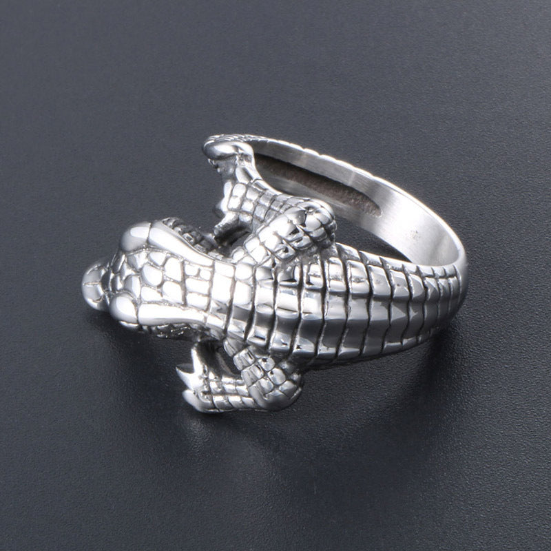 Vintage-Inspired Crocodile Design Titanium Steel Ring for Men and Women, Customizable Non-Fading Jewelry