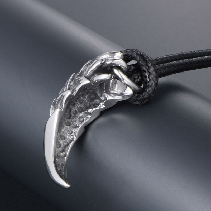 Bold Dragon Scale Tiger Tooth Titanium Steel Pendant Necklace for Trendy Men and Women