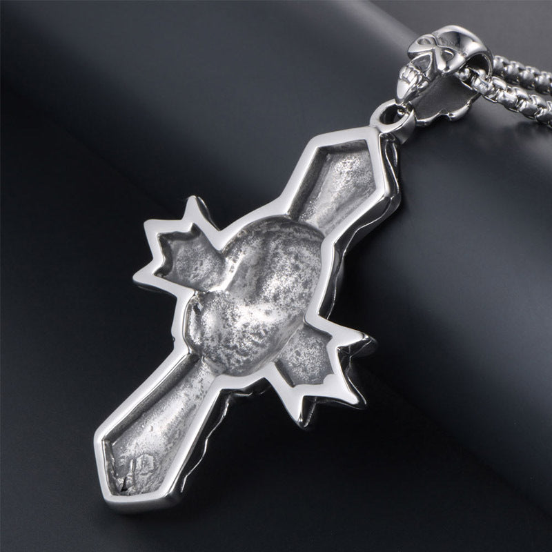 Men's European and American Punk Goth Skull Necklace - Retro Exaggerated Titanium Steel Pendant