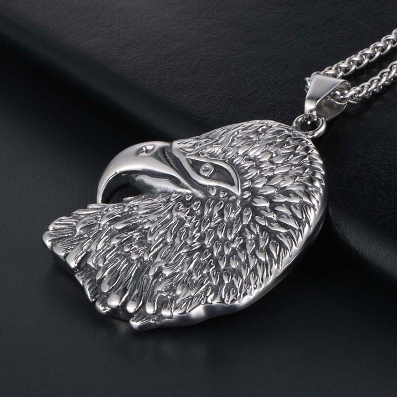 Custom Eagle Head Pendant Necklace for Men - Stylish Titanium Steel Jewelry