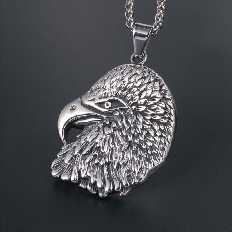 Custom Eagle Head Pendant Necklace for Men - Stylish Titanium Steel Jewelry