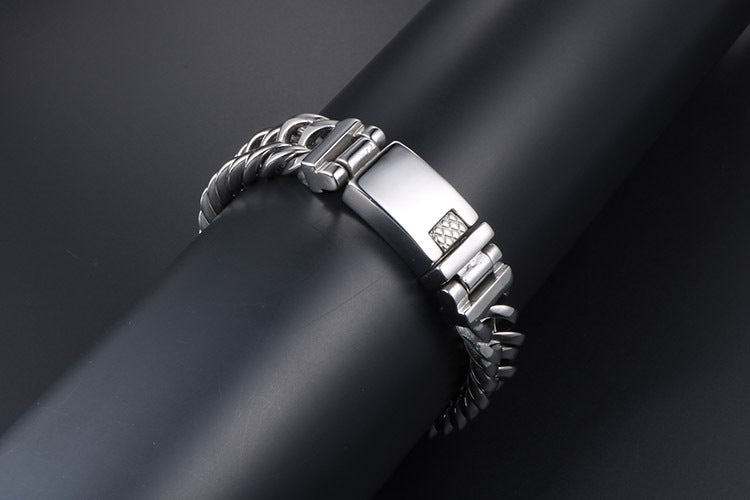 Stainless Steel Casting Bracelet for Men - Stylish Accessory with Rugged Charm