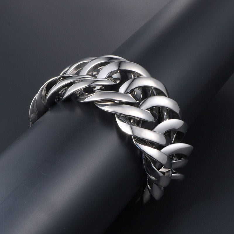 Customized Extra-Wide Titanium Steel Men's Bracelet with Rugged Rock Chain for Wholesale Jewelry