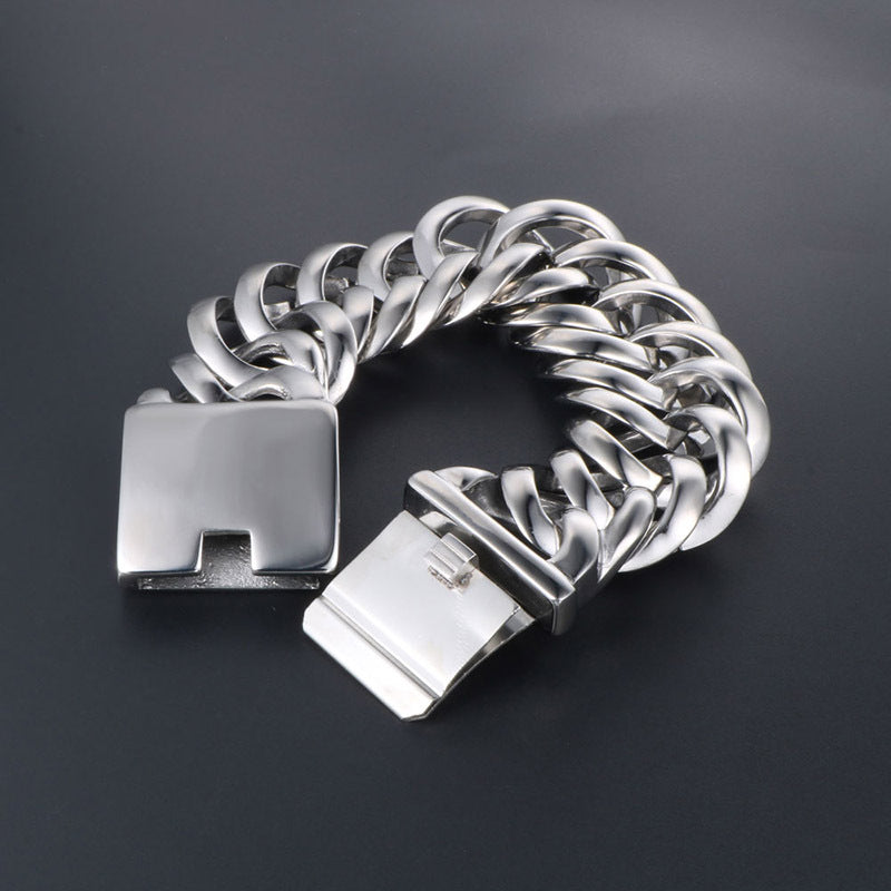 Customized Extra-Wide Titanium Steel Men's Bracelet with Rugged Rock Chain for Wholesale Jewelry