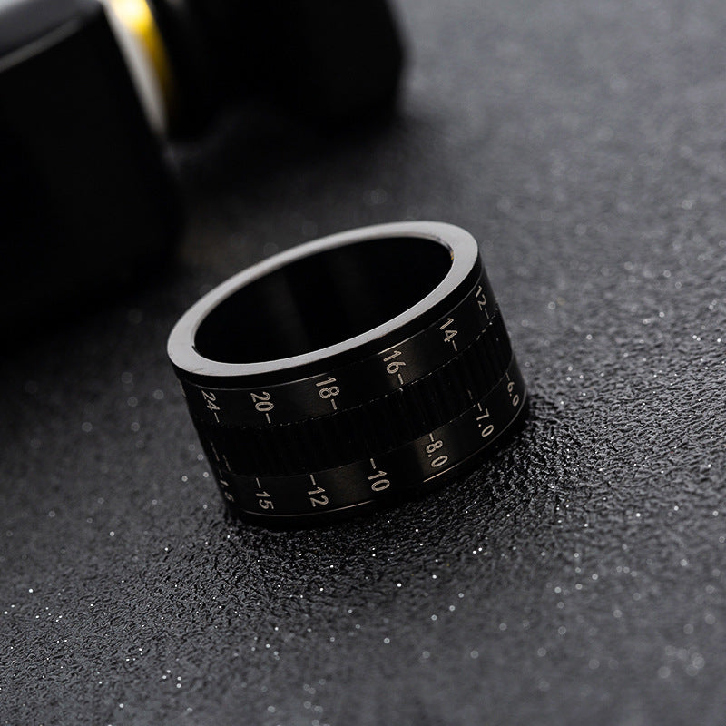 Rotating Camera Lens Steel Rings - Men's Pressure-Reducing Accessories