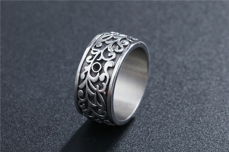 European and American Retro Totem Titanium Steel Ring