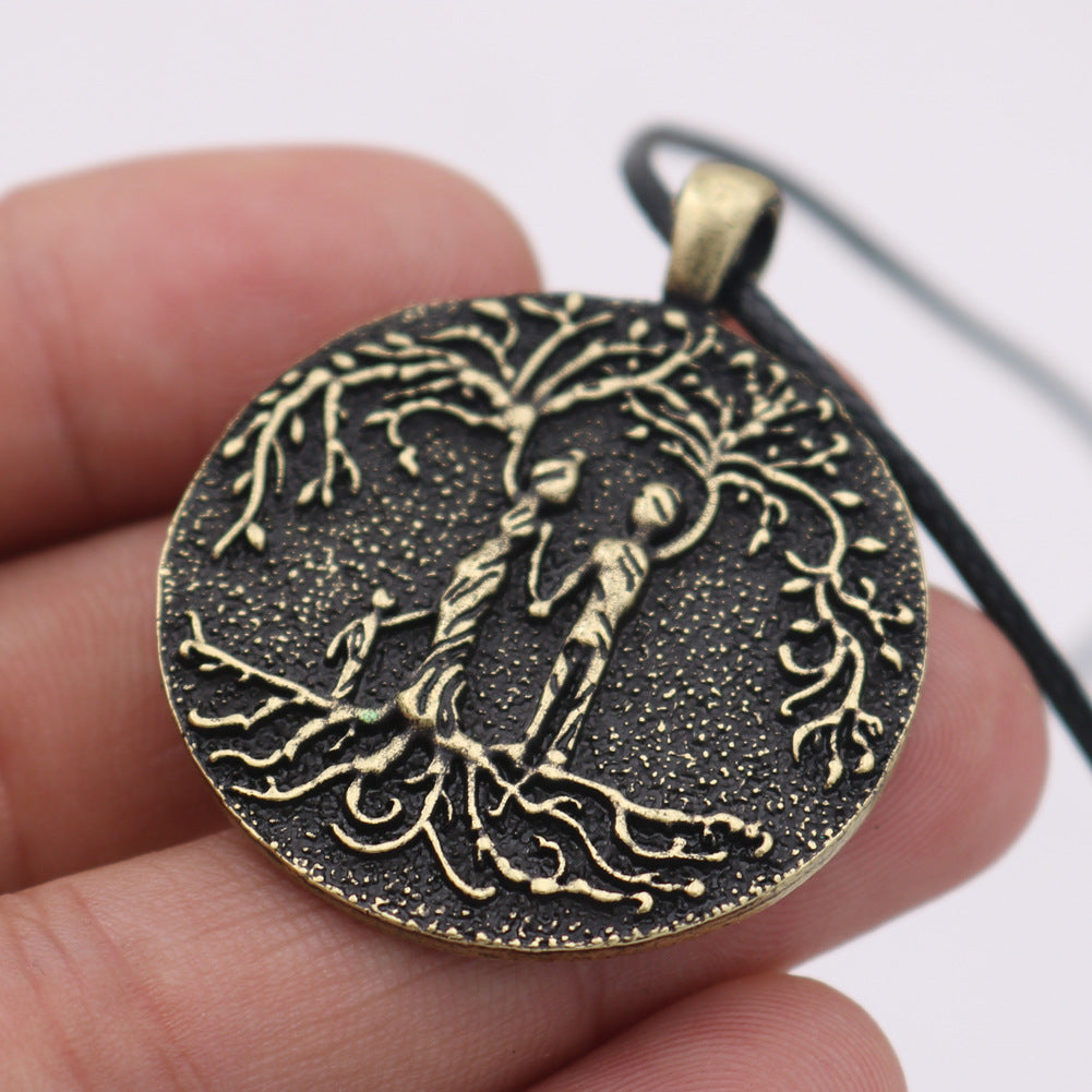 Viking Family Tree Necklace with Heat-Sensitive Design for Parents and Children