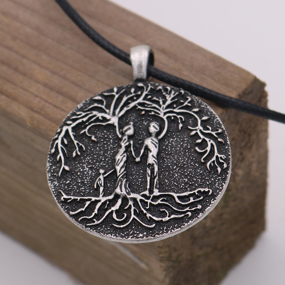 Viking Family Tree Necklace with Heat-Sensitive Design for Parents and Children