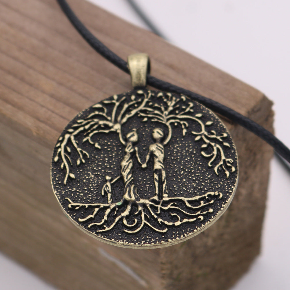 Viking Family Tree Necklace with Heat-Sensitive Design for Parents and Children