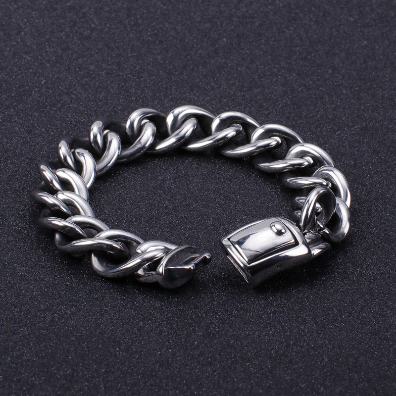 Stylish Multi-Ring Titanium Steel Bracelet for Men - Retro Stainless Steel Design