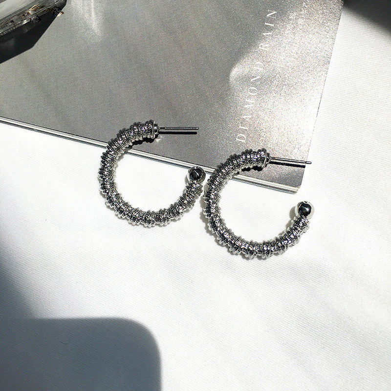 Fashionable C-Shaped Earrings in Metal Alloy - Vienna Verve Collection