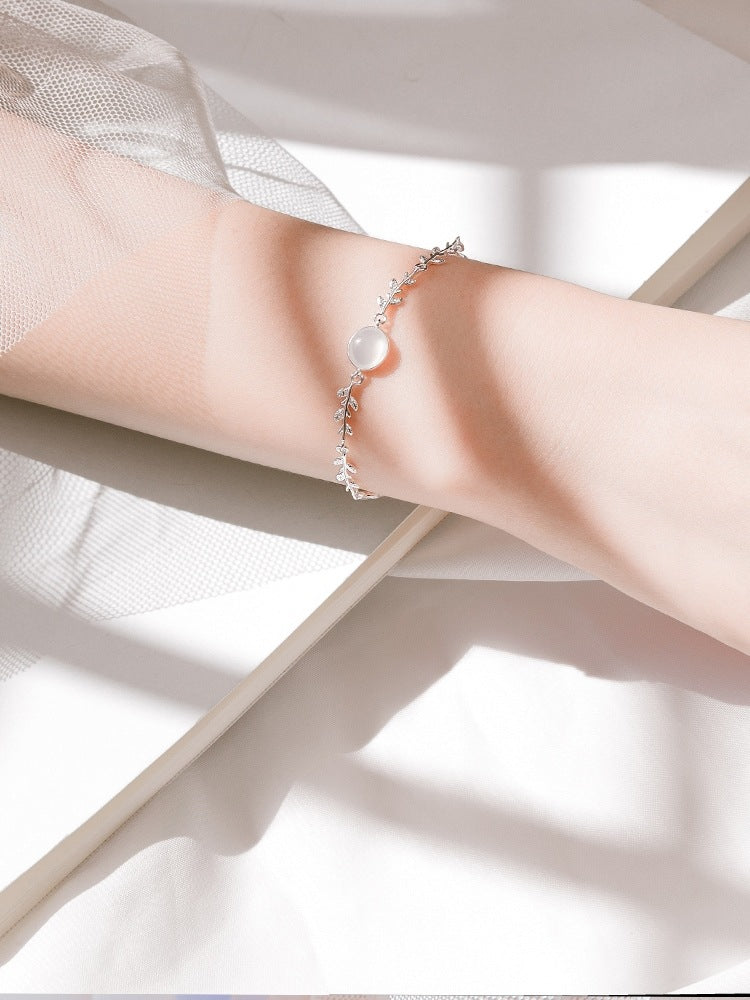 Enchanted Moonstone Bracelet: A Delicate Korean-Inspired Jewelry Gift for the Stylish and Unique Woman