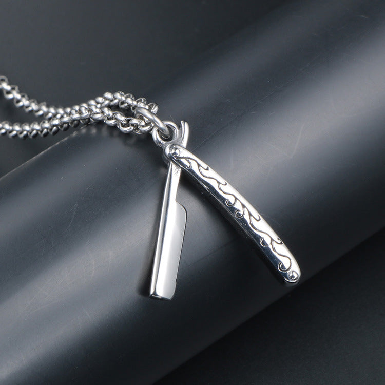 Men's Titanium Steel Barber Razor Pendant Necklace - Stylish Grooming Accessory