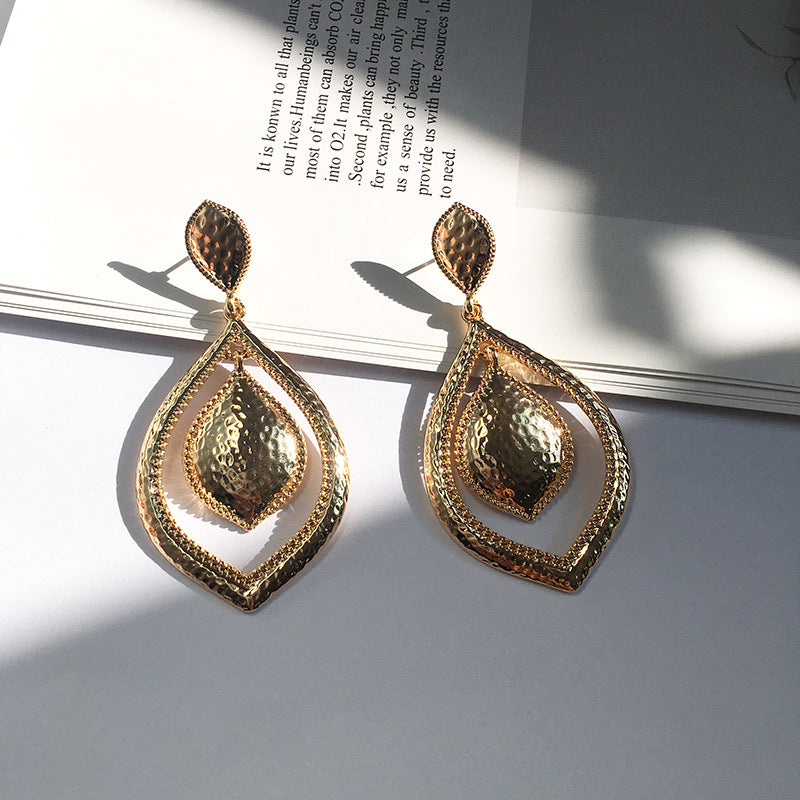 Exaggerated Retro Design Alloy Earrings - Vienna Verve Collection