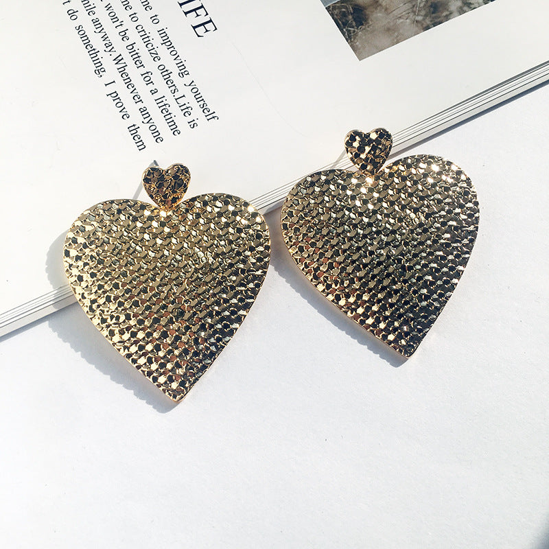 Flashing Pattern Big Peach Heart Earrings - Vienna Verve Series