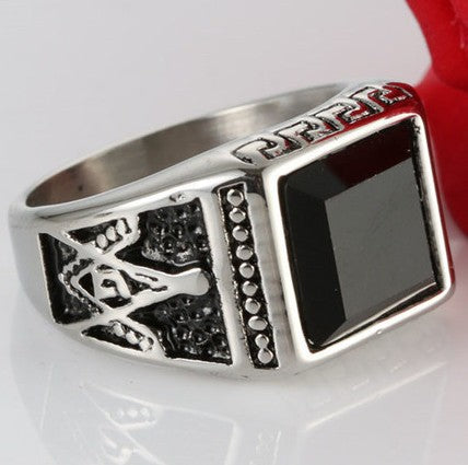 Masonic Vintage Titanium Steel Ring for Men with Black Agate and Great Wall Design