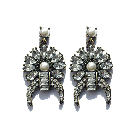 Golden Internet Celebrities Vintage Earrings - Vienna Verve Collection