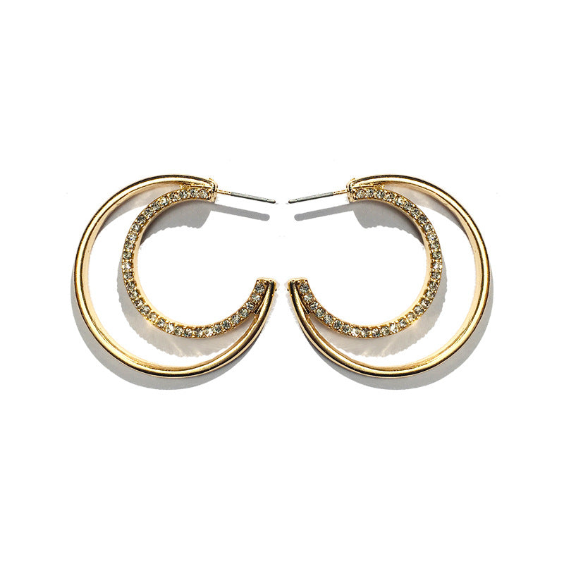 Wholesale Vienna Verve C-Shaped Earrings with Alloy and Metal Components