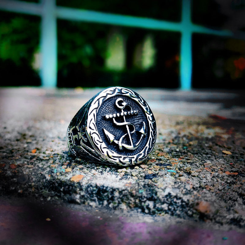 Titanium Steel Retro Pirate Anchor Ring for Men - Edgy Punk Jewelry in Sizes 8-13