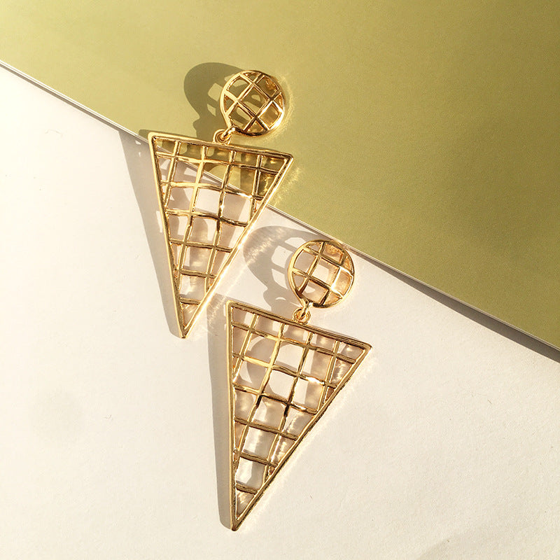 Exaggerated Geometric Shape Tennis Racket Earrings - Vienna Verve Collection