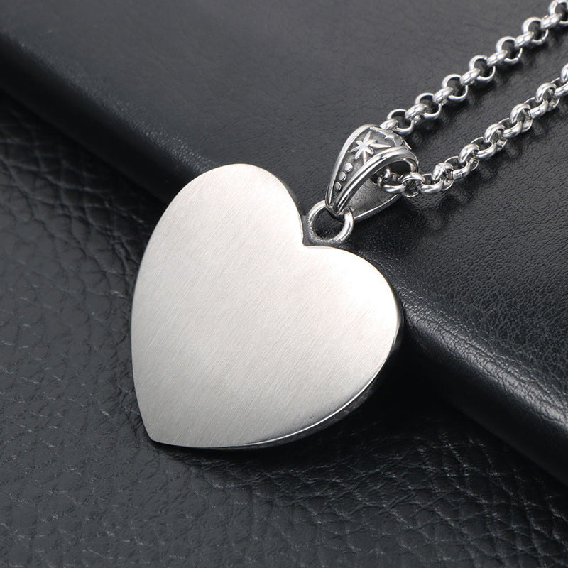 Trendy Titanium Steel Necklace with Retro Star Flower and Peach Heart Pendant for Men and Women