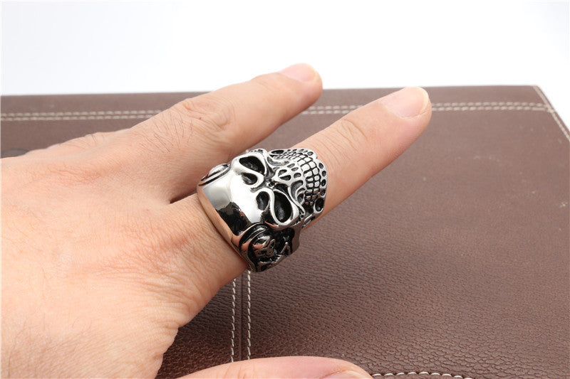 Rebellious Titanium Steel Skull Ring for Men - Bold Fashion Accessory