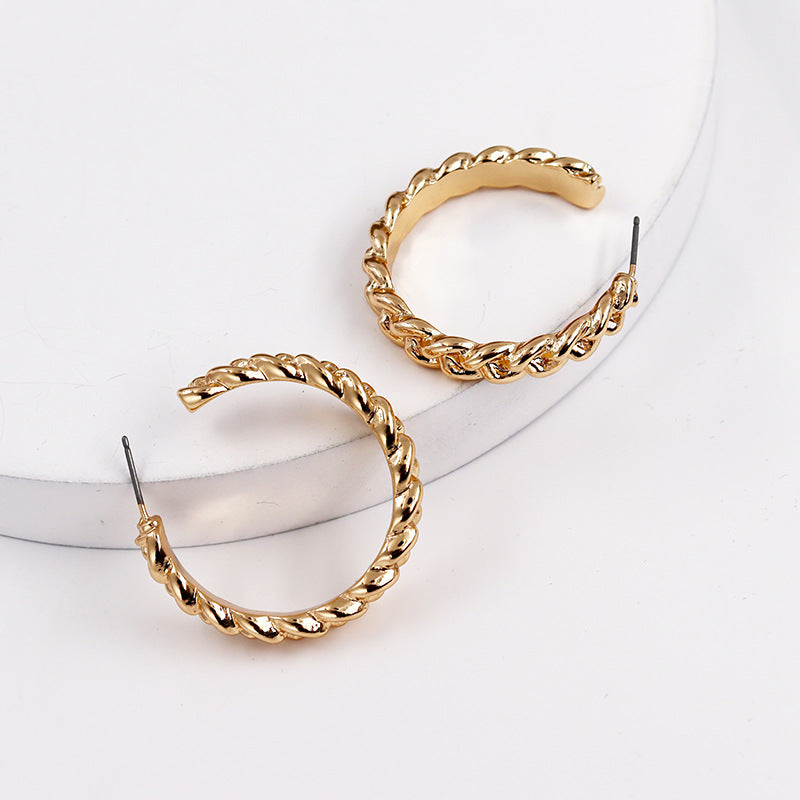 Crescent Chain Alloy Earrings - Elegant and Stylish Jewelry Piece