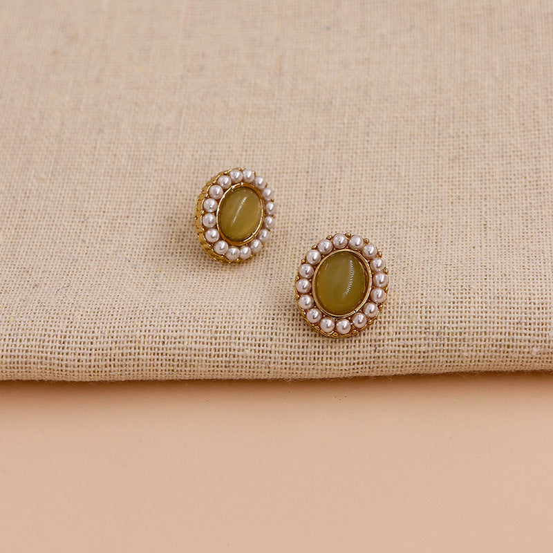 Dongdaemun Collection: Vienna Verve Metal Stud Earrings