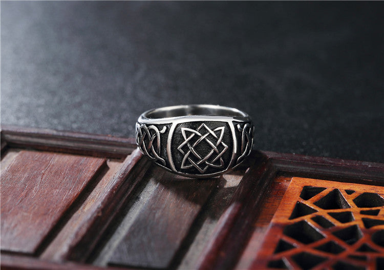 European and American Style Retro Six-Pointed Star Titanium Men's Ring