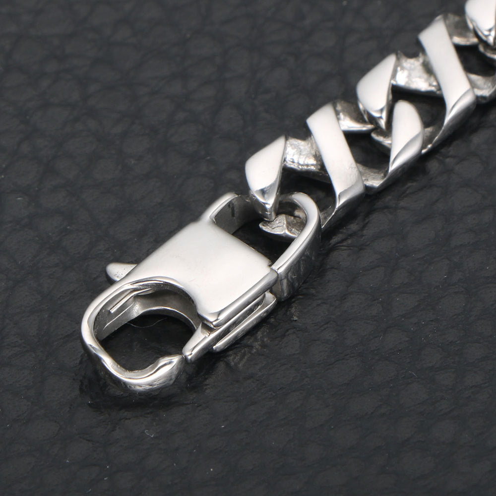 Sleek Titanium Steel Men's Bracelet - Personalized Heavy Metal Accessory for Modern Style