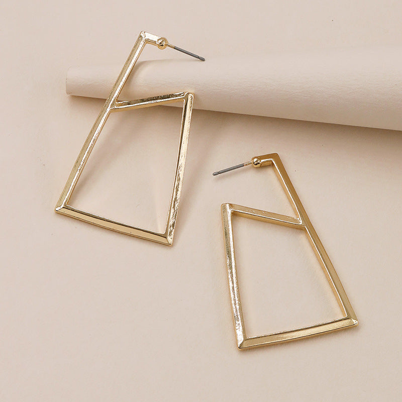 Metallic Texture Vienna Verve Earrings in Geometric Design