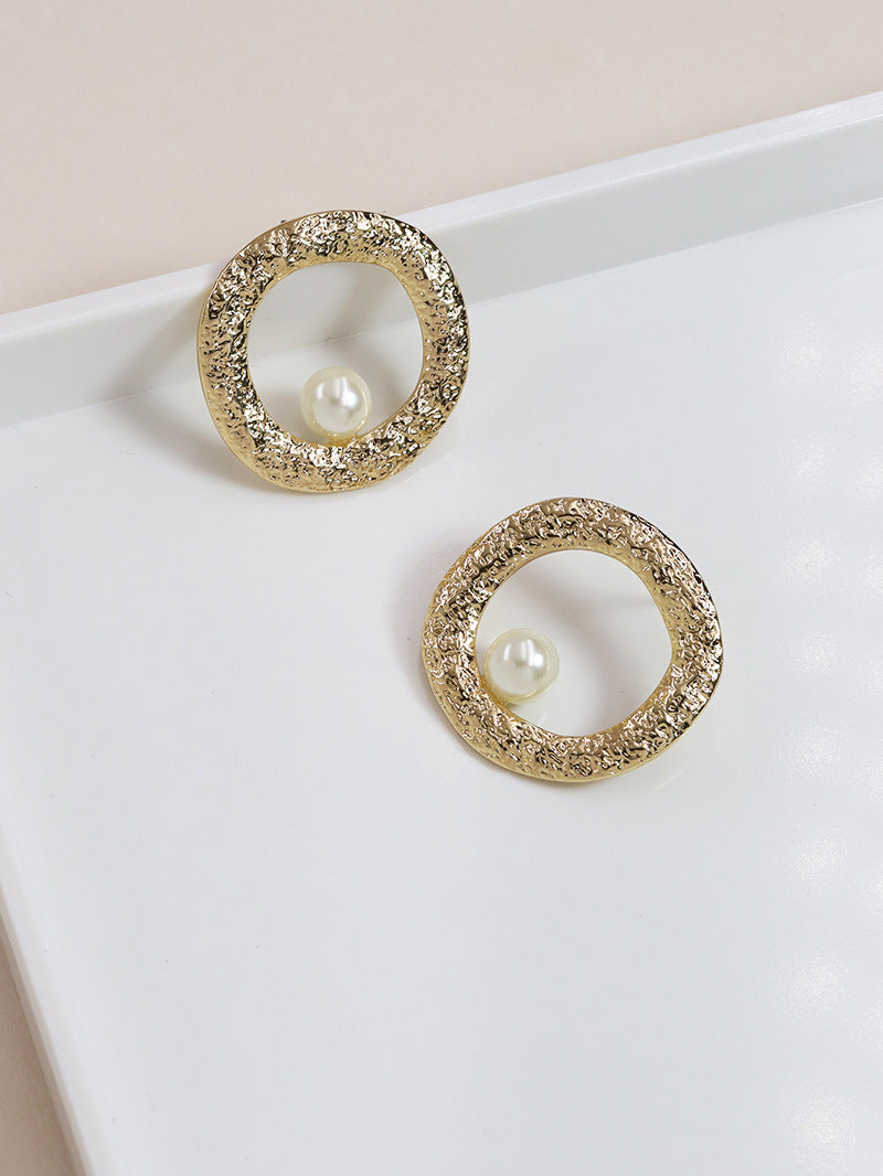 Geometric Circle Pearl Earrings with Metal Texture - Vienna Verve Collection