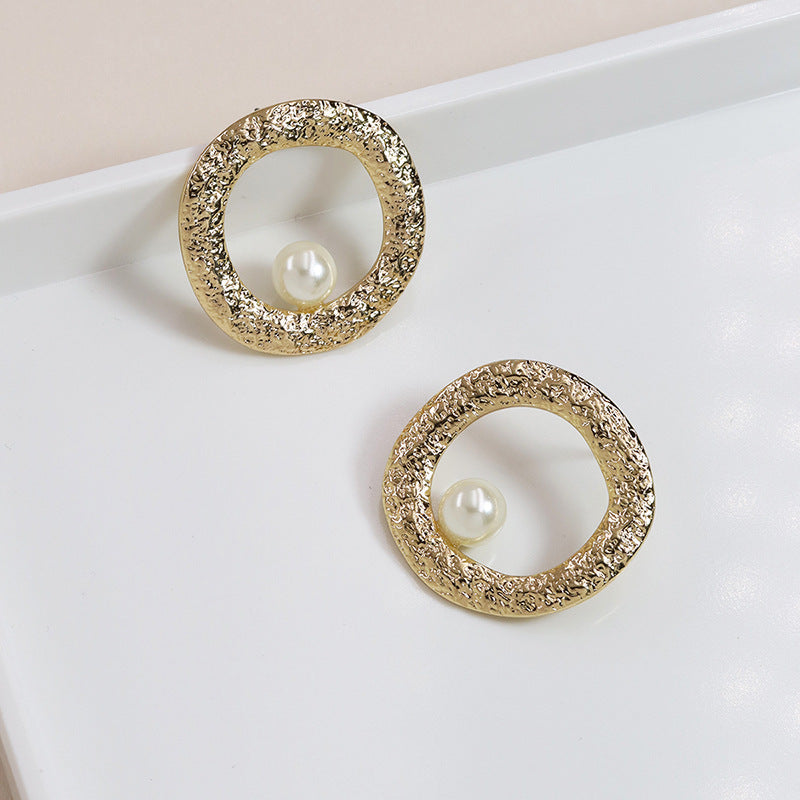 Geometric Circle Pearl Earrings with Metal Texture - Vienna Verve Collection