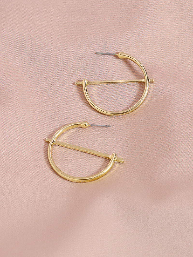 Chic Metal Geometric Earrings - Vienna Verve Collection