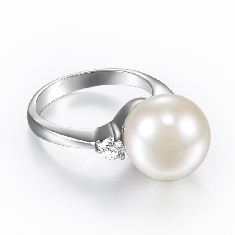 Chic Titanium Steel Pearl Ring for Women - Personalized Versatile Jewelry