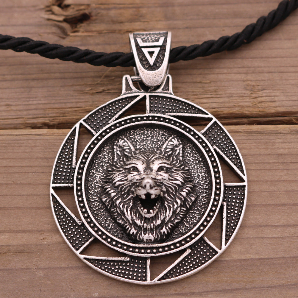 Viking Celtic Wolf Head Necklace - Retro Men's Personalized Pendant