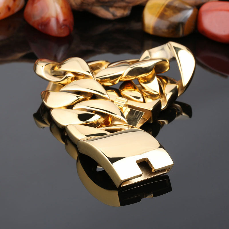 Stunning Gold-Plated Titanium Steel Bracelet for Men - Fashionable and Durable Jewelry Directly from Factory