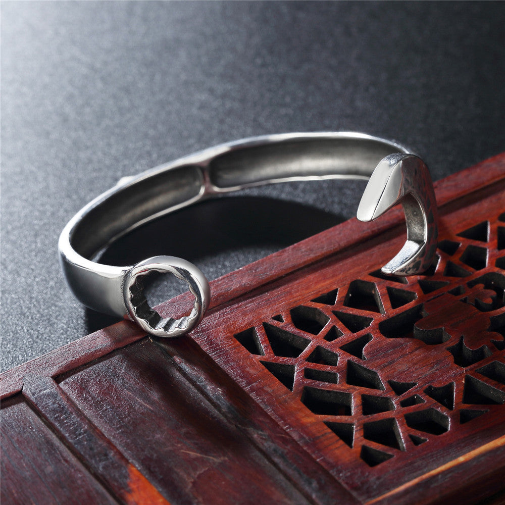 Personalized Vintage Titanium Steel Wrench Screw Bracelet for Men and Women - Wholesale Jewelry