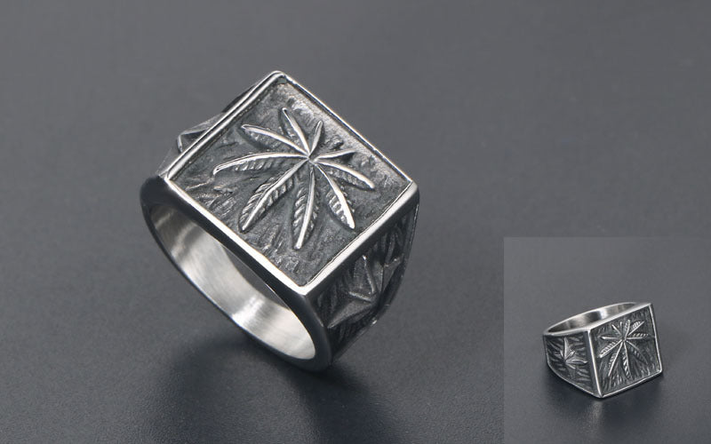 Trendy Retro Punk Leaf Ring for Men - Personalized Titanium Steel Fashion Accessory