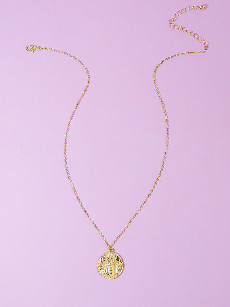 Bee Pendant Necklace with Simple Elegance for Women - Vienna Verve Collection