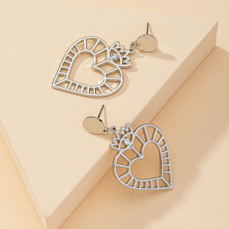 European and American Fashion Statement: Metal Heart Alloy Earrings - Vienna Verve Collection