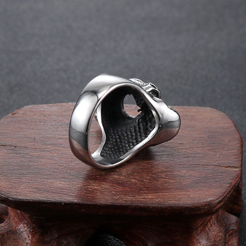 Vintage-Inspired Men's Skull Ring in Titanium Steel – Punk Style Jewelry for Men